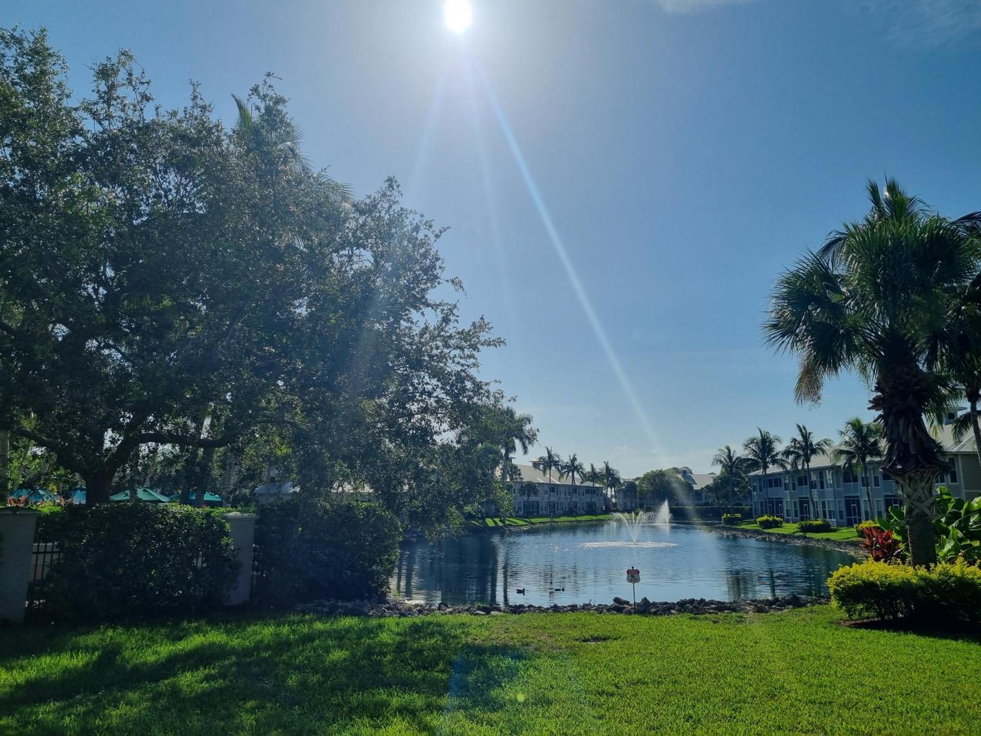 Stunning 2-Bedroom Plus Den Condo In Greenlinks Resort North North Naples 外观 照片