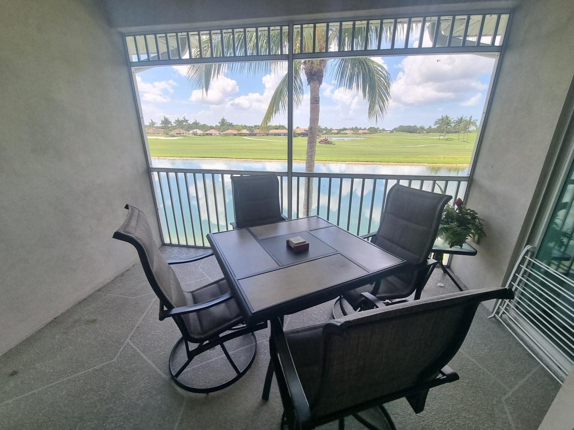 Stunning 2-Bedroom Plus Den Condo In Greenlinks Resort North North Naples 外观 照片
