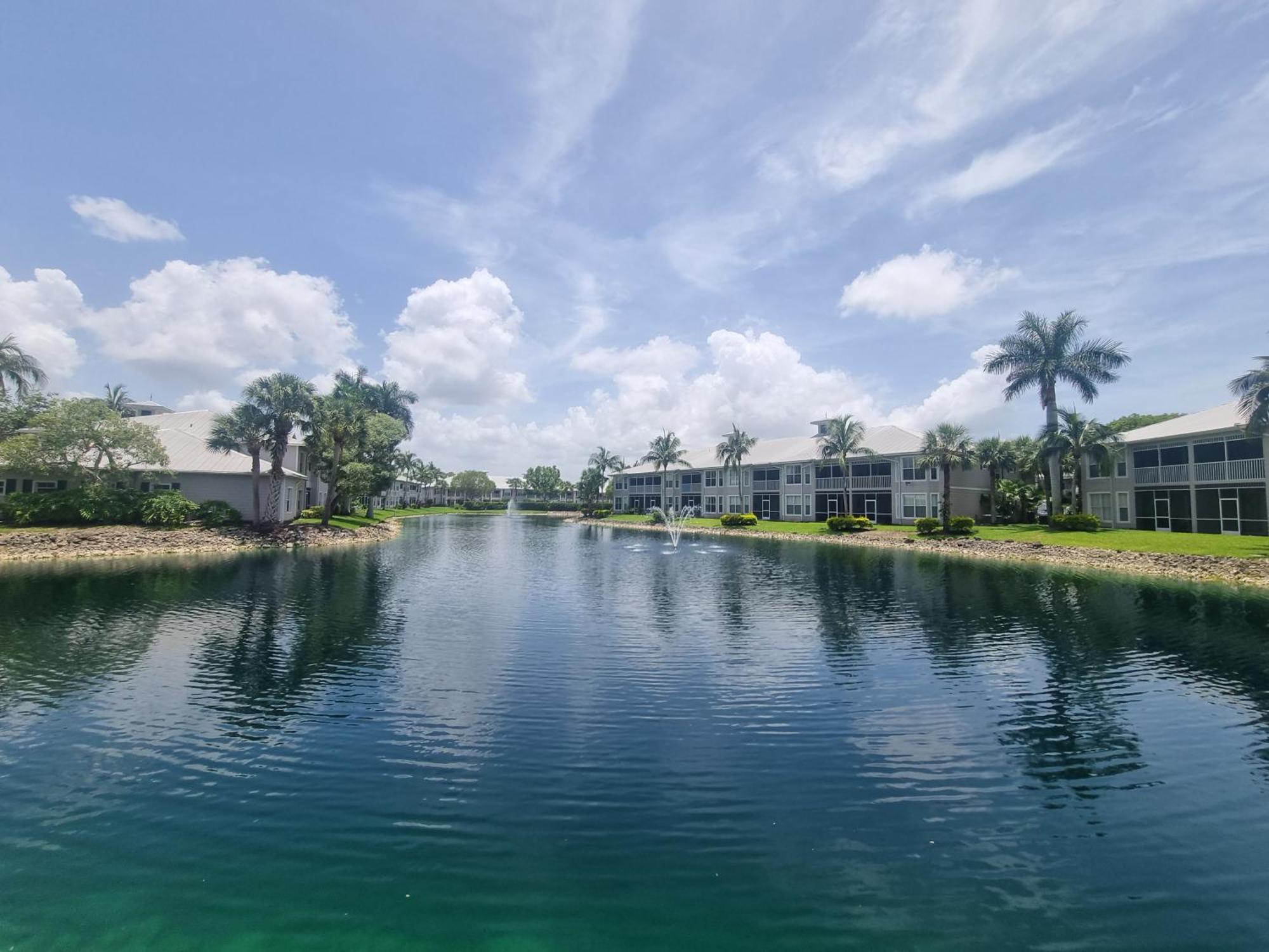 Stunning 2-Bedroom Plus Den Condo In Greenlinks Resort North North Naples 外观 照片